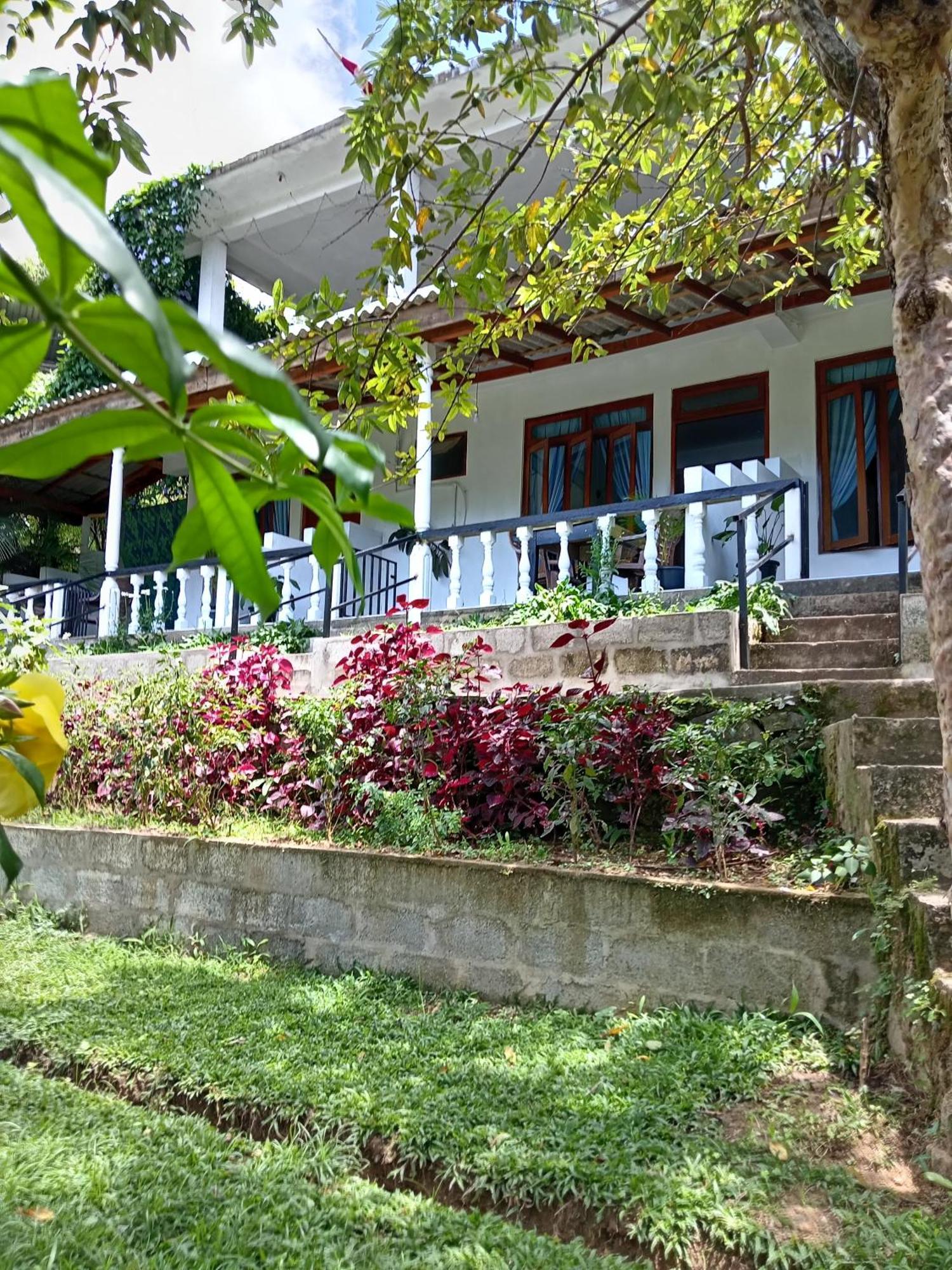 Soorya Inn エッラ エクステリア 写真